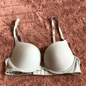 Light blue VS PINK bra 34B
